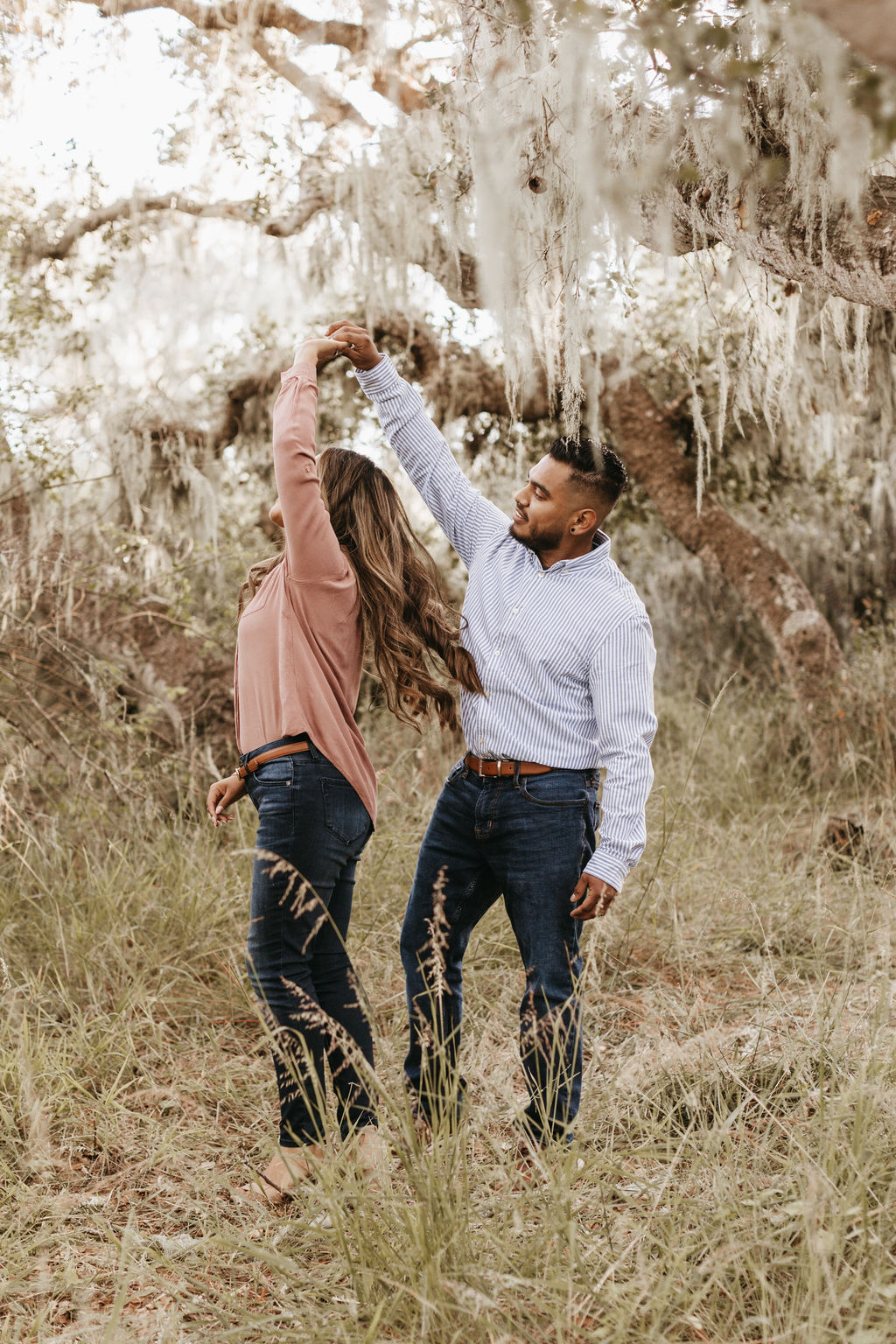 What To Wear For Your Engagement Photos