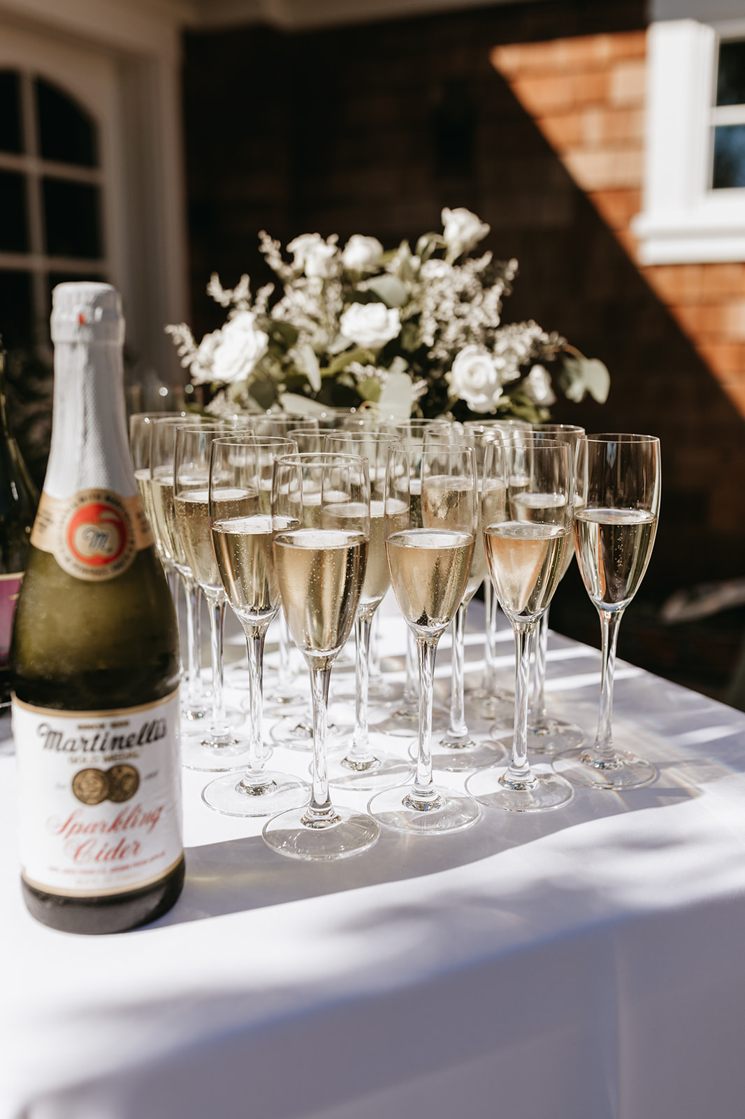 champagne flutes for the wedding ceremony