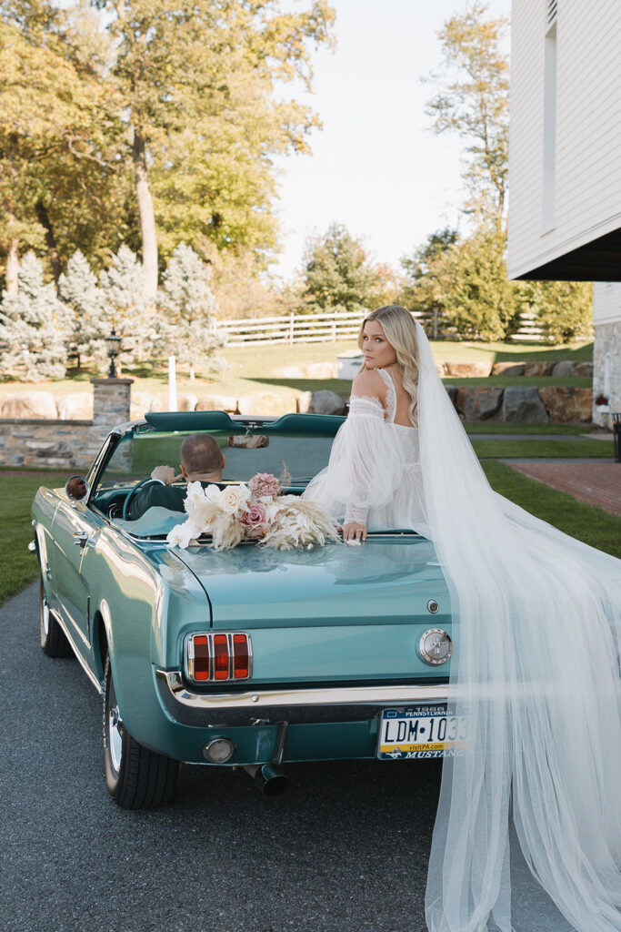 wedding photos with a car