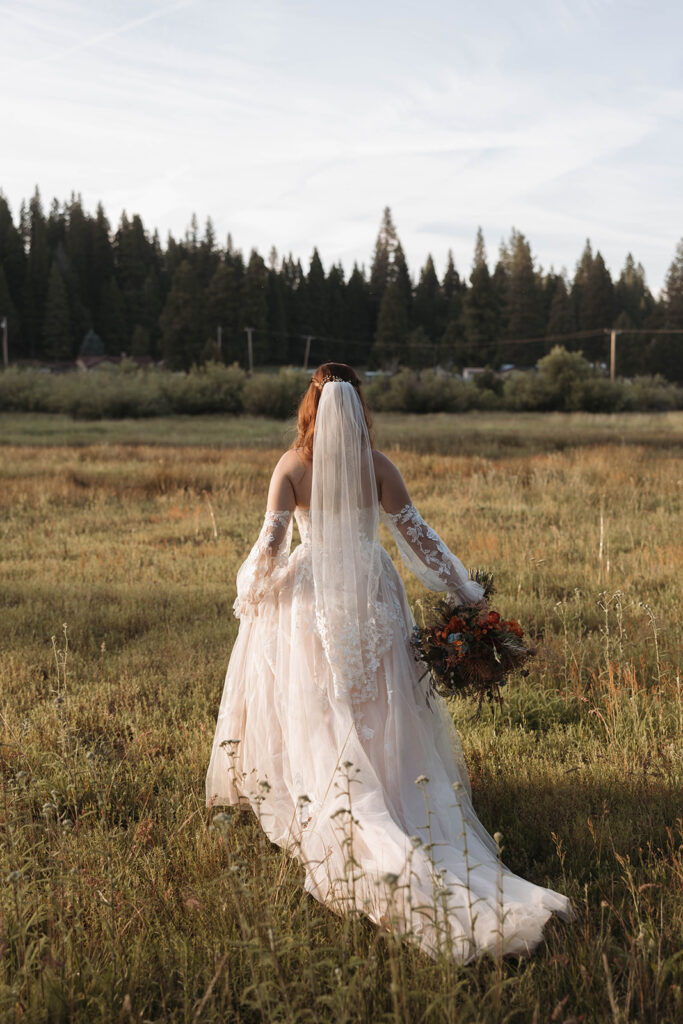 couple posing in northern california for their outdoor wedding
