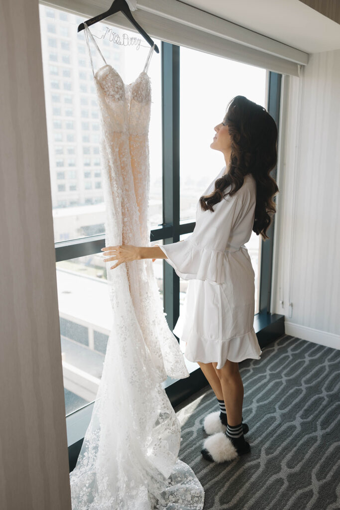 woman getting ready for her wedding
