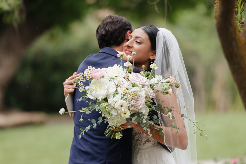 a first look photoshoot at a wedding in california
