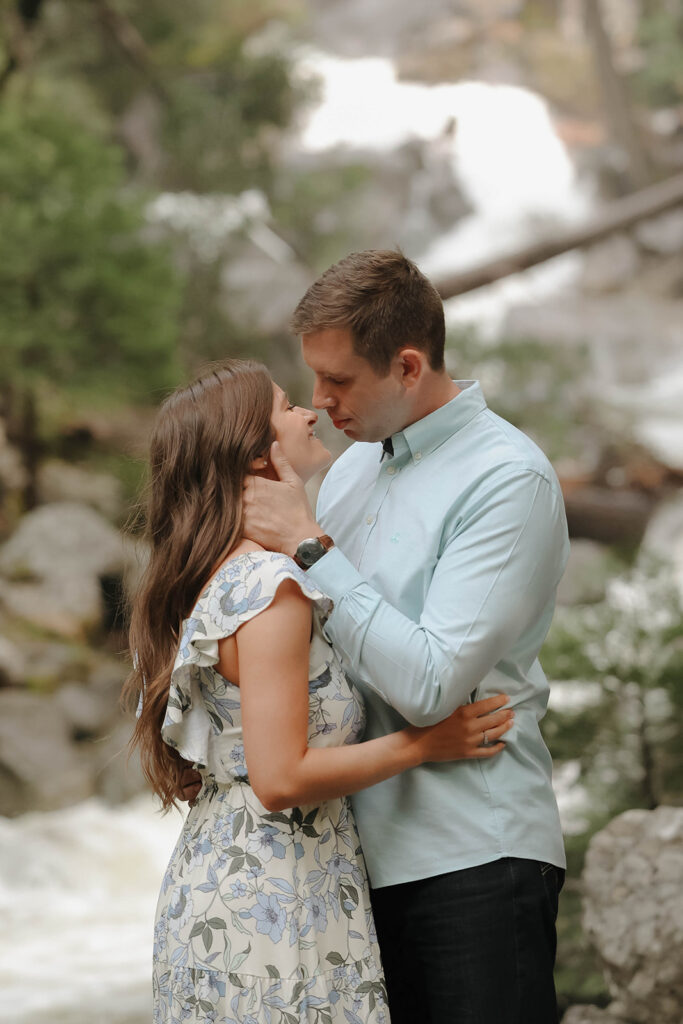 couple posing for their engagement session in California
