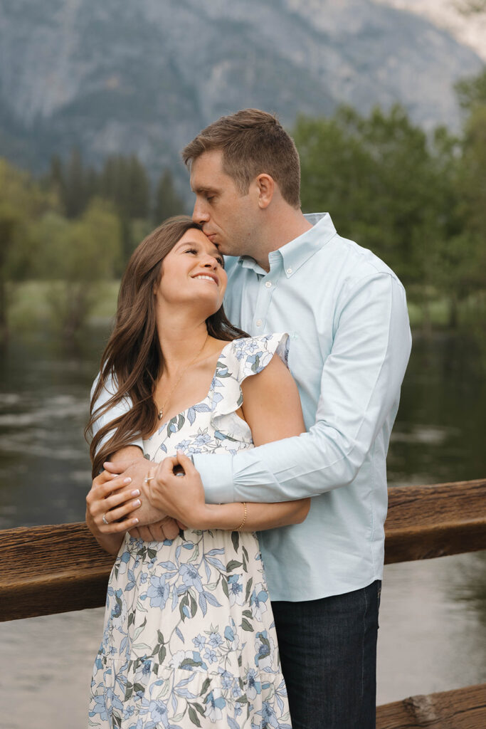 a california engagement photoshoot at yosemite national park
