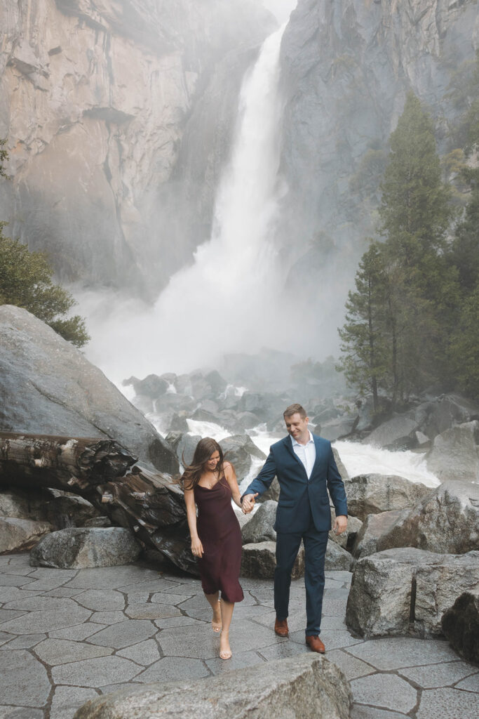 a romantic adventure engagement at yosemite
