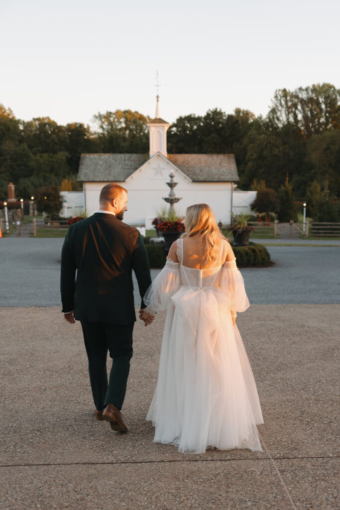 bride and groom posing for wedding photos
