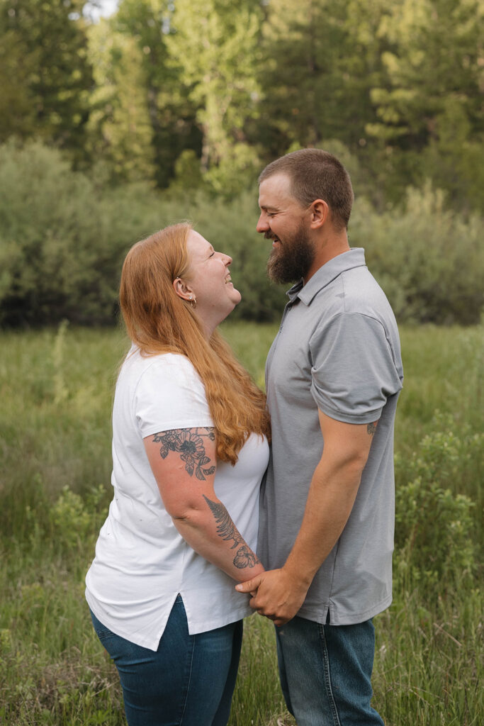 a family photo session in a field
