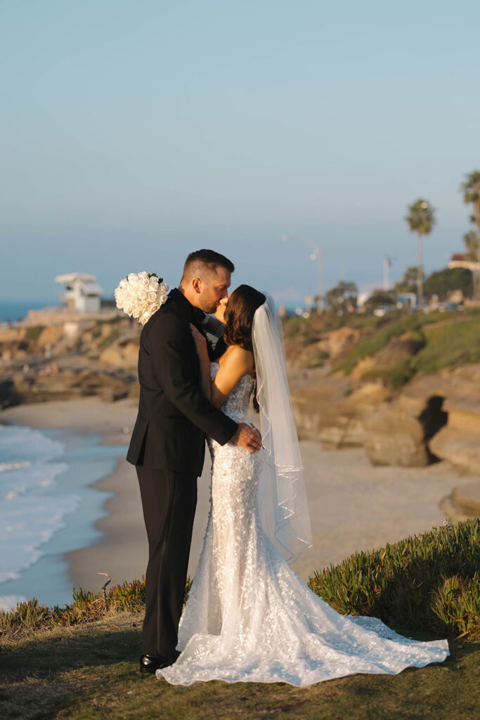 how many hours of wedding photography do I need for full wedding day coverage